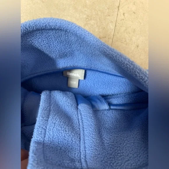 Bench Sweater - Picture 2 of 3